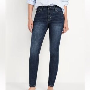 Old Navy Women's Rockstar Skinny Jeans in Dark Blue